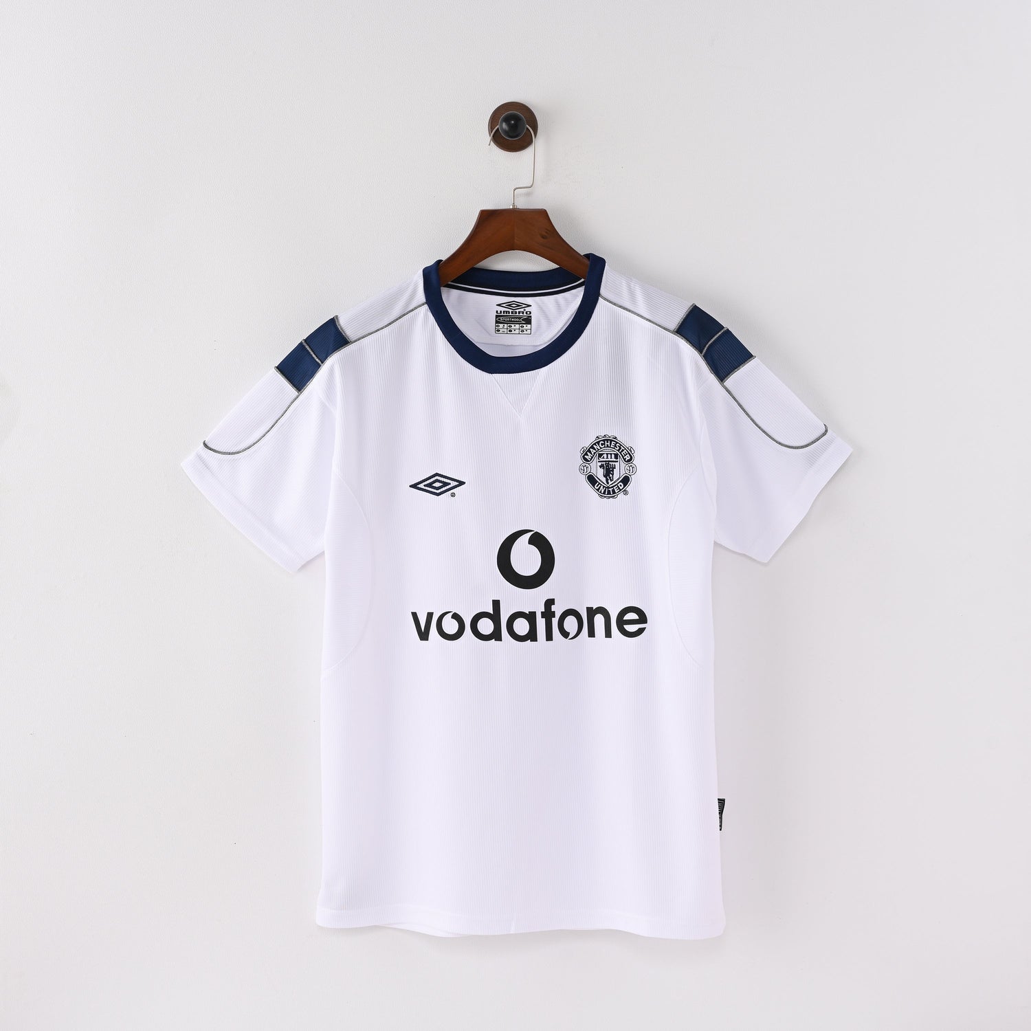 maillot-manchester-united-2000-2001-exterieur-vintage-retro-1