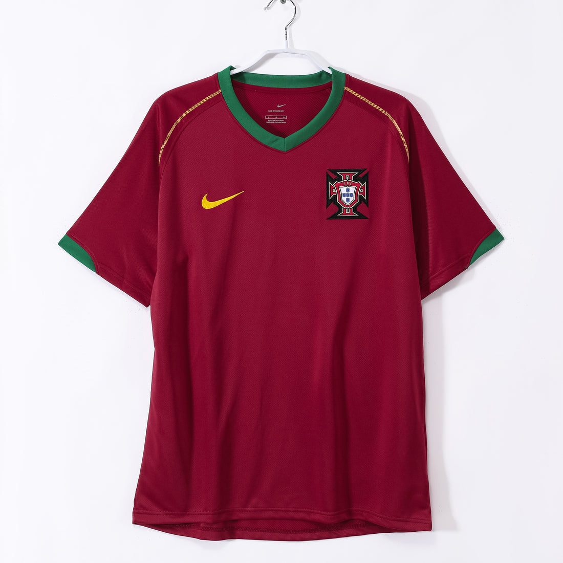 maillot-portugal-retro-vintage-stade-2006-domicile-homme-foot-sport