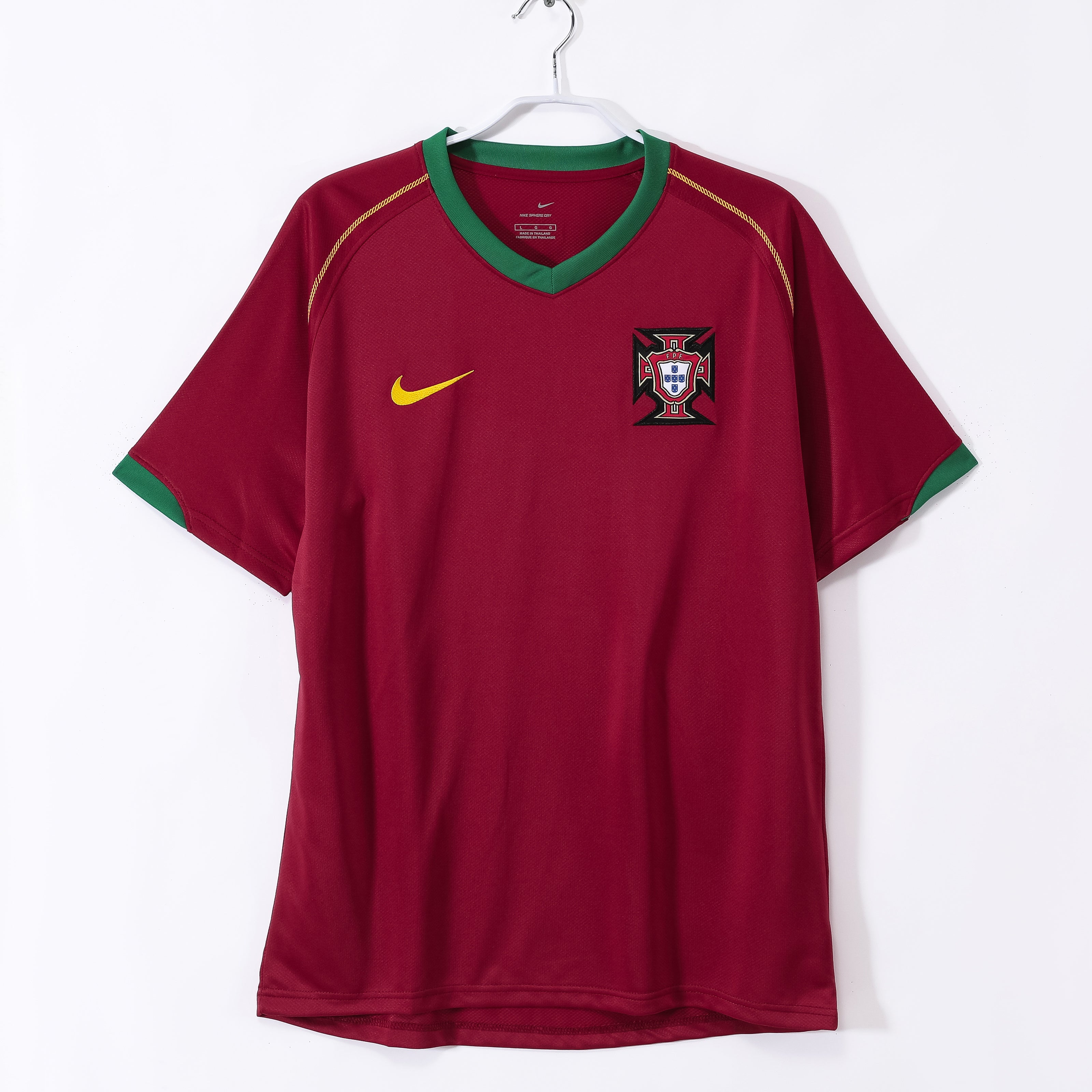 maillot-portugal-retro-vintage-stade-2006-domicile-homme-foot-sport
