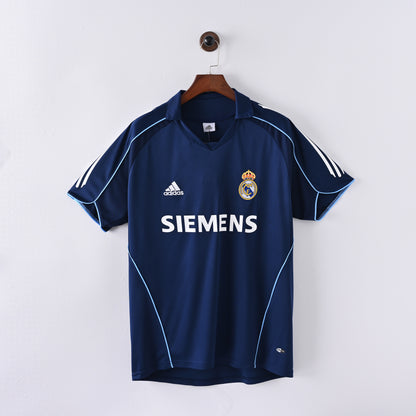 maillot-real-madrid-2005-2006-exterieur-vintage-retro-1