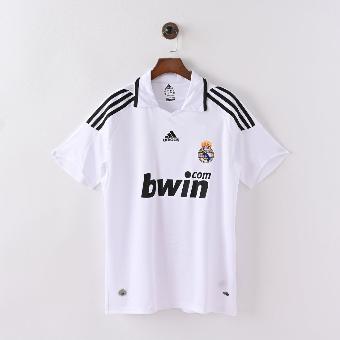 maillot-real-madrid-2008-2009-domicile-vintage-retro-1