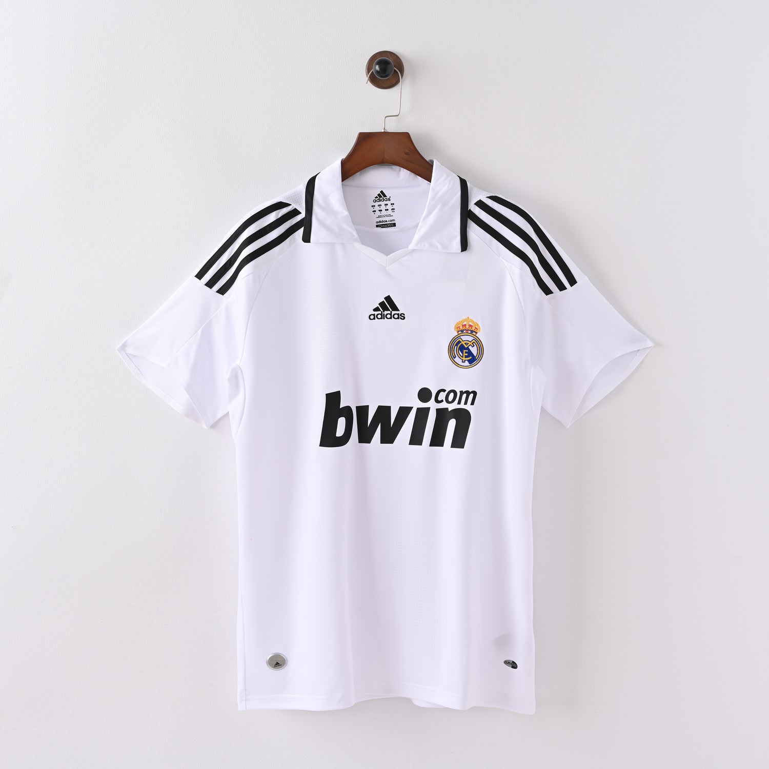 maillot-real-madrid-2008-2009-domicile-vintage-retro-1