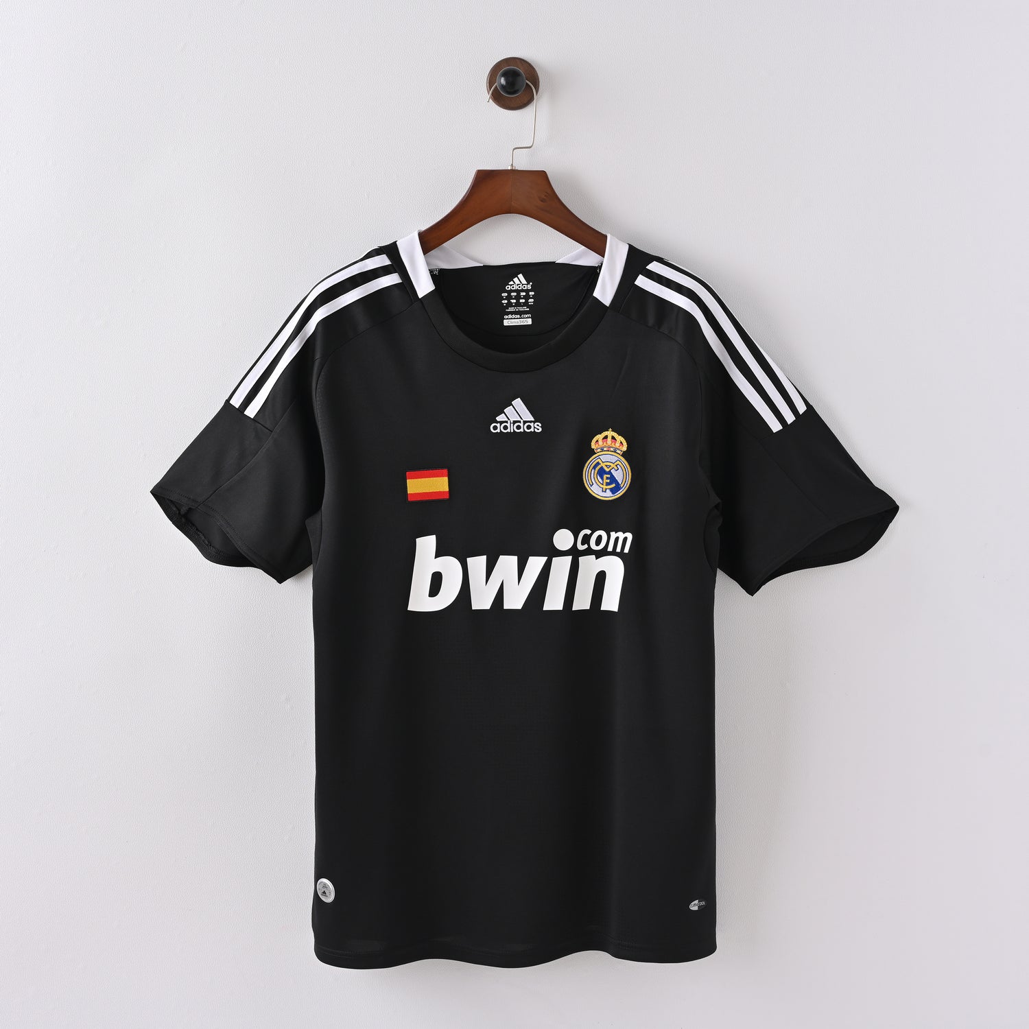 maillot-real-madrid-2008-2009-third-vintage-retro-1