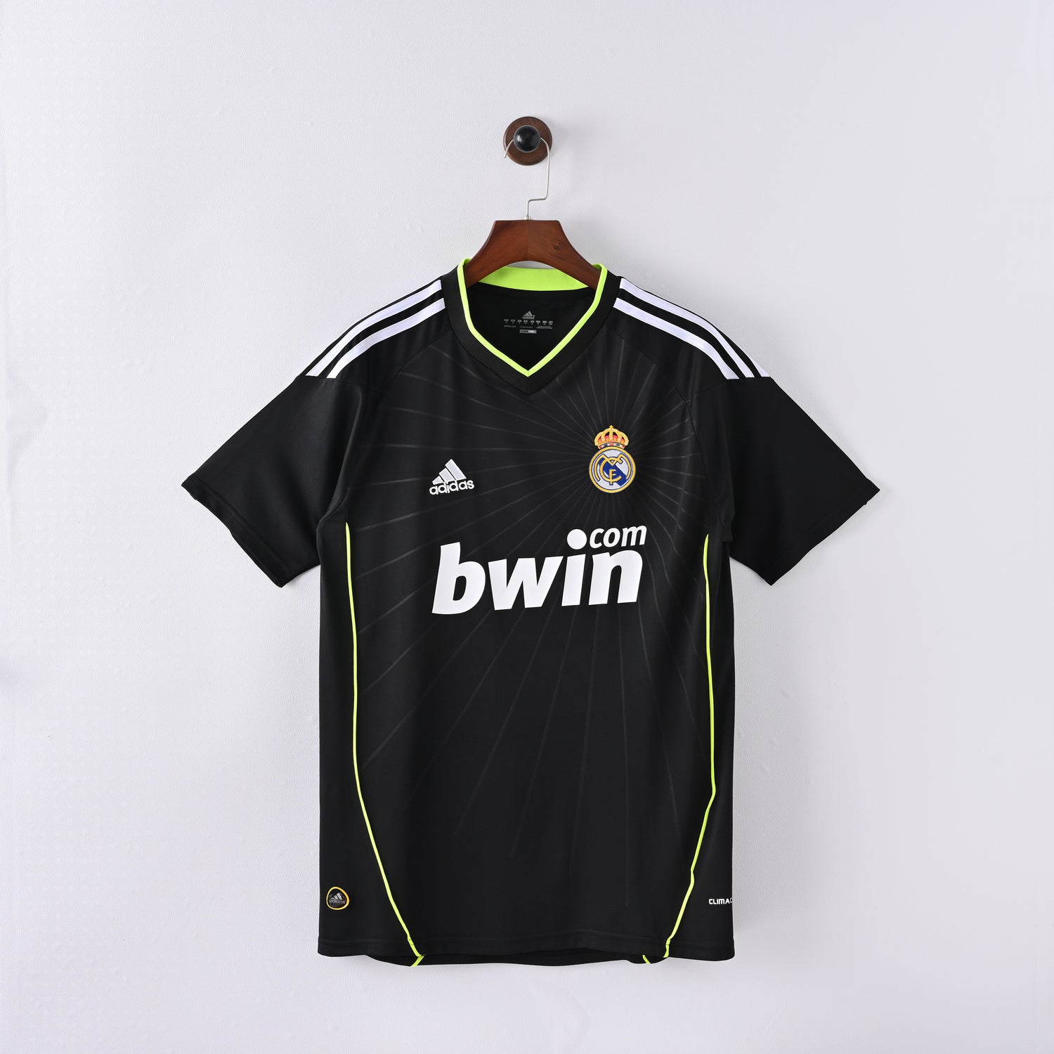 maillot-real-madrid-2010-2011-exterieur-vintage-retro-1