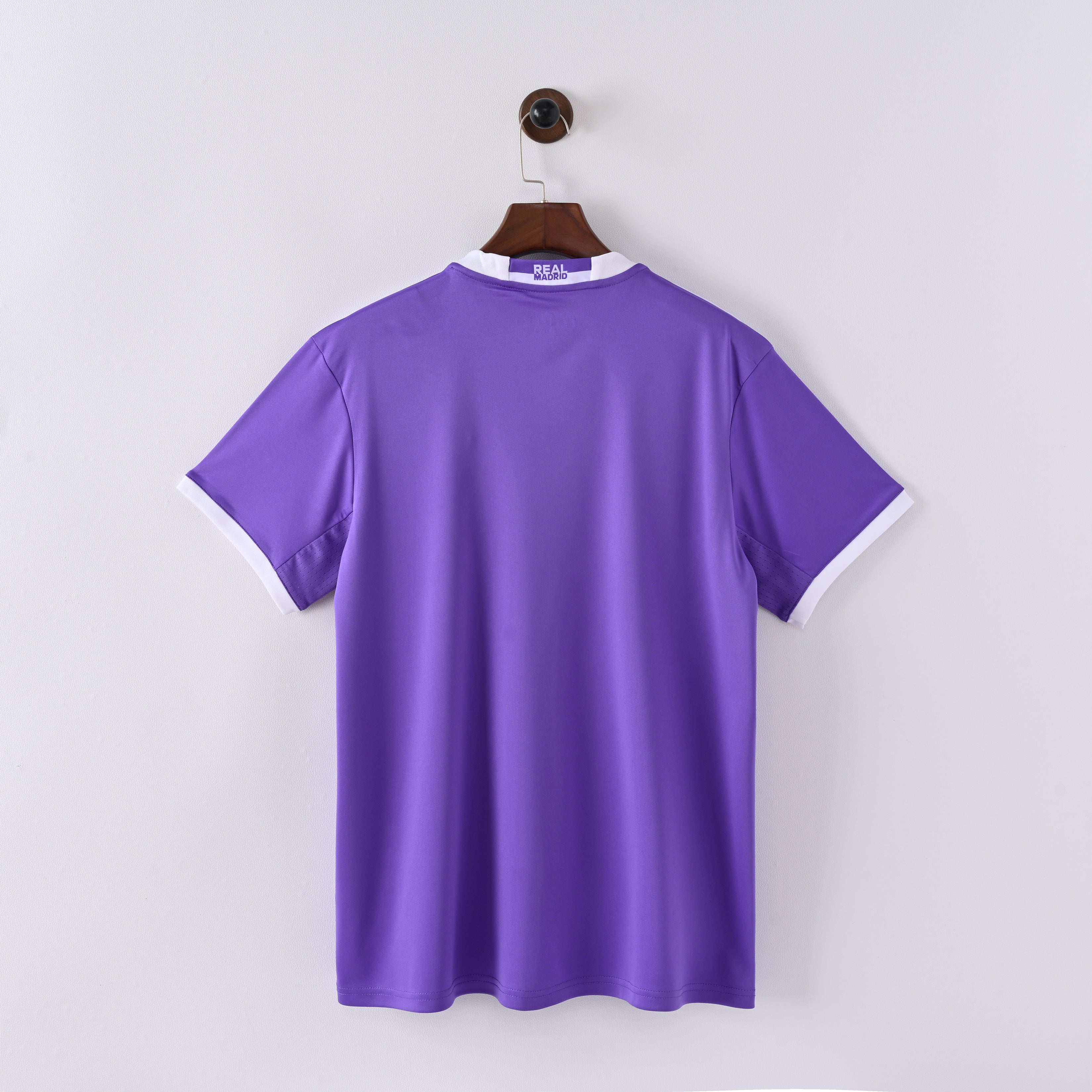 maillot-real-madrid-2016-2017-exterieur-vintage-retro-2