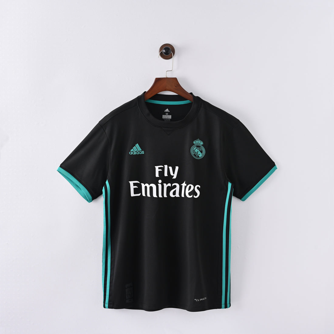 maillot-real-madrid-2017-2018-exterieur-vintage-retro-1