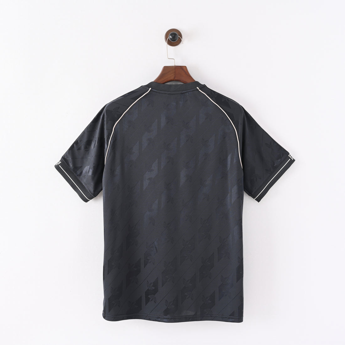 maillot-real-madrid-2024-2025-third-lifestyler-vintage-retro-2