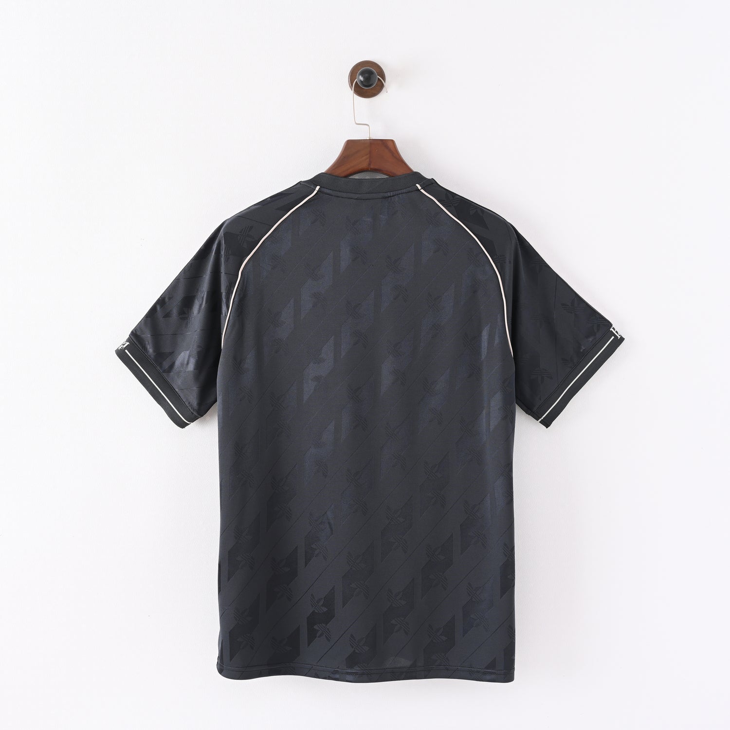 maillot-real-madrid-2024-2025-third-lifestyler-vintage-retro-2