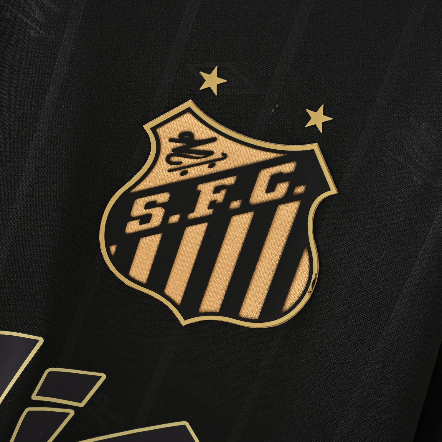 Maillot Santos FC 2024-2025 Edition Limitée Charlie Brown Vintage Homme | Foot Sport
